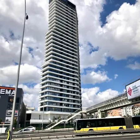 Apartment Secured Lux 1-bedrroom - Gym, Sauna & Parking 193 *
