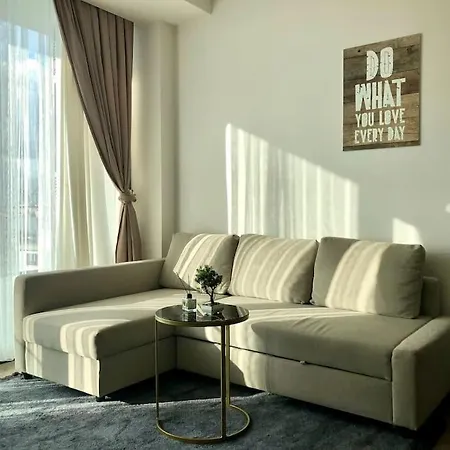 Secured Lux 1-bedrroom - Gym, Sauna & Parking 193 Apartment