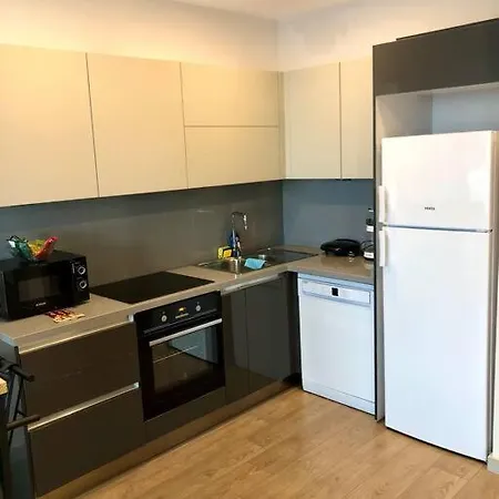 Secured Lux 1-bedrroom - Gym, Sauna & Parking 193 Apartment *