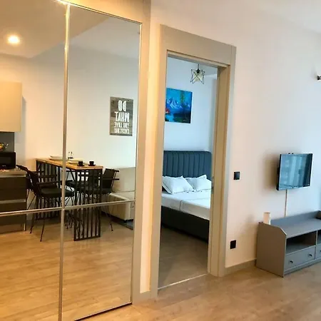 Secured Lux 1-bedrroom - Gym, Sauna & Parking 193 *