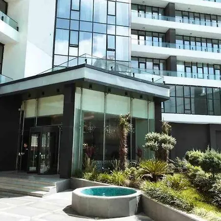 Secured Lux 1-bedrroom - Gym, Sauna & Parking 193 *